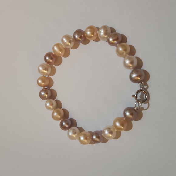 Freshwater Pearls Bracelet - Picture 6 of 6